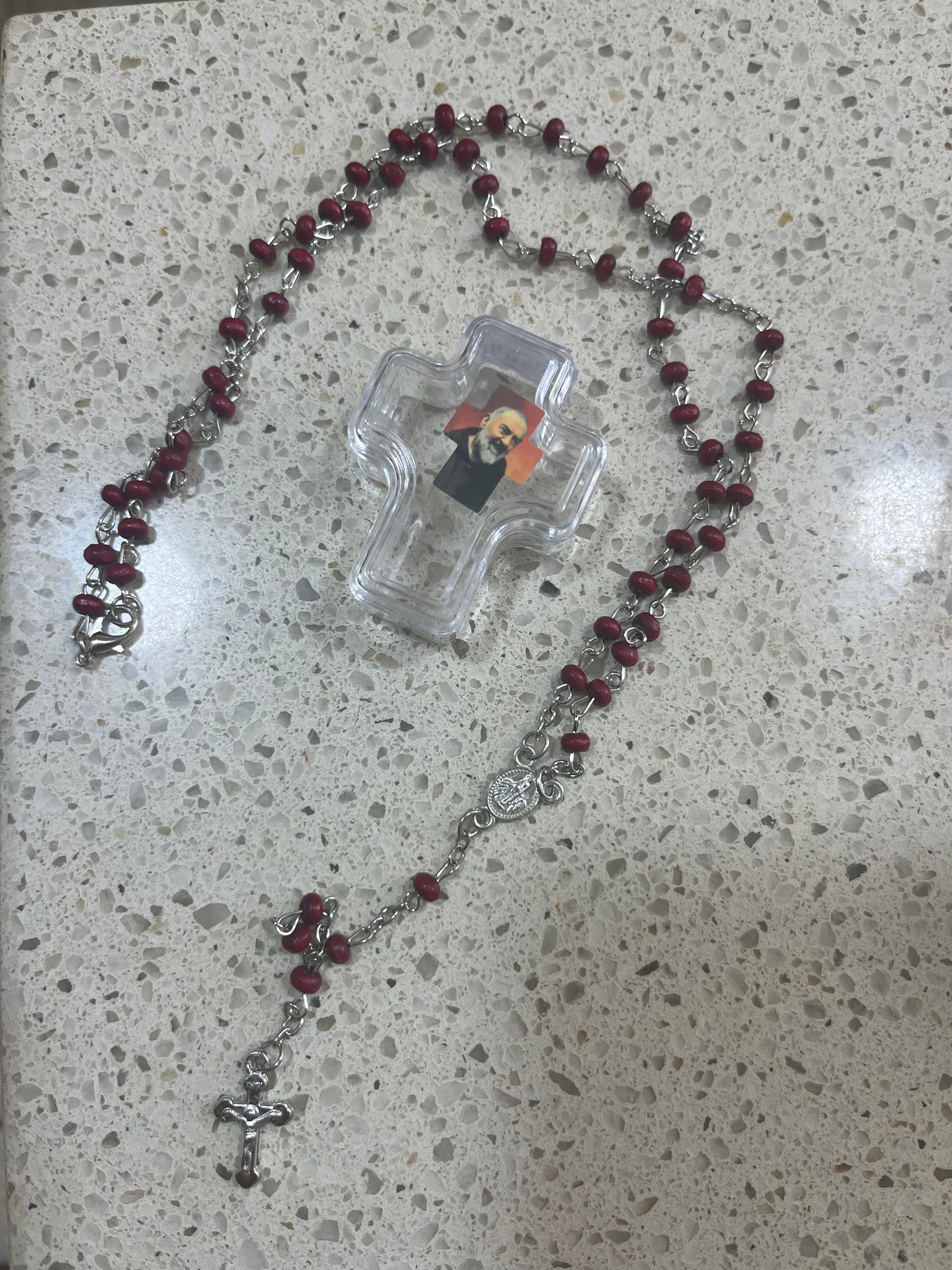 Rosario con caja cruz